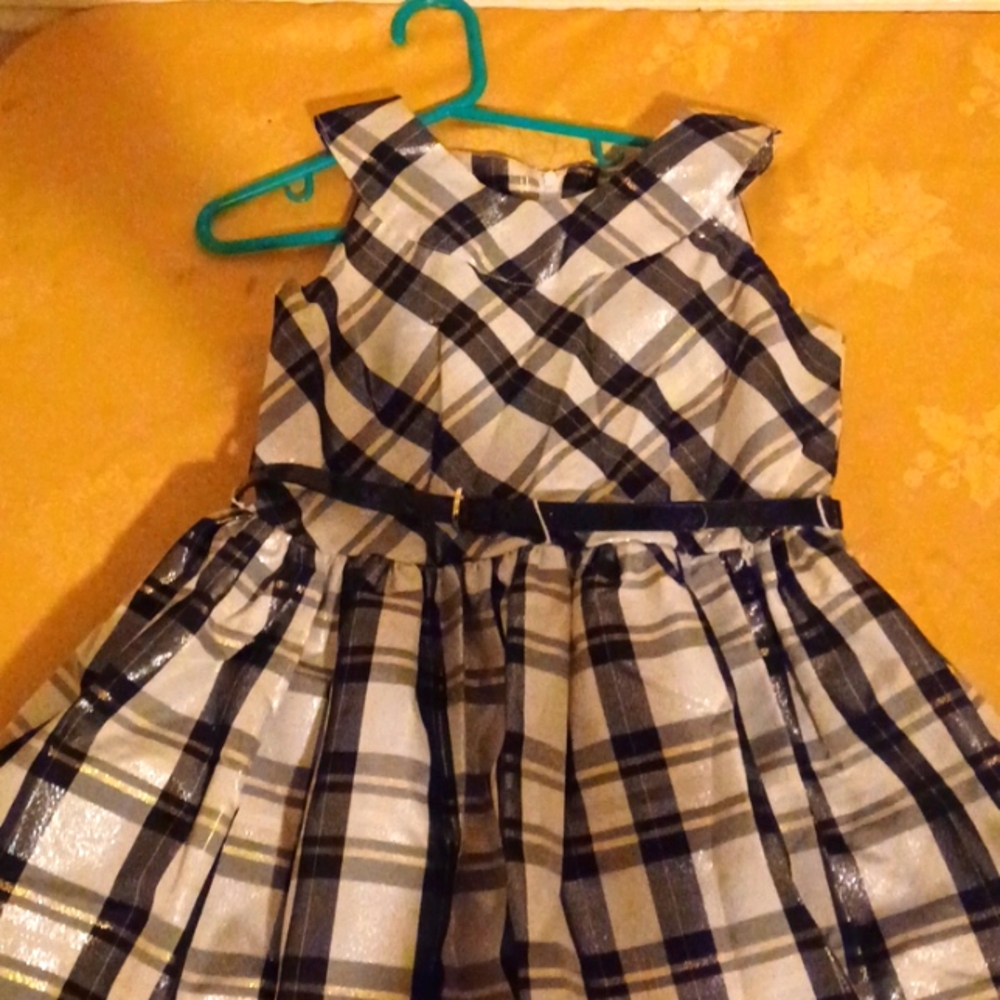 Girls metallic dress